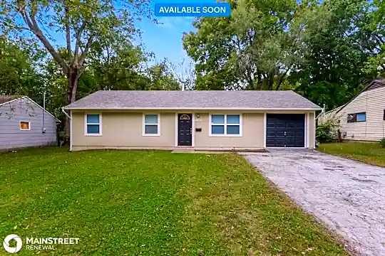 11304 Crystal Ave Photo 1