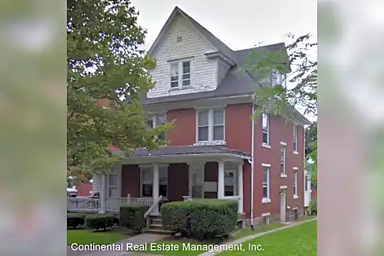 528 W College Ave Photo 2