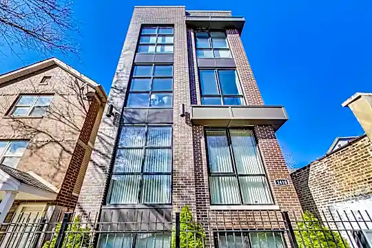 1410 W Huron 2 Photo 1