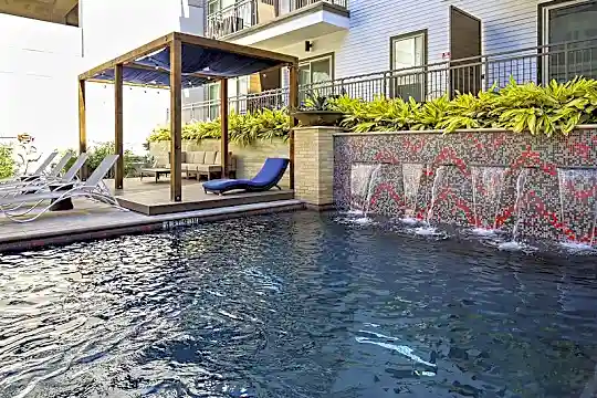 78215 Luxury Properties Photo 1