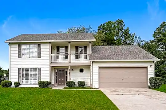 1650 Creek Crossing SE Photo 1