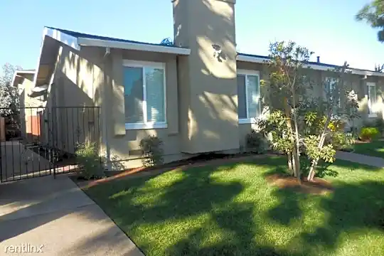 1533 Moorpark Ave Photo 1