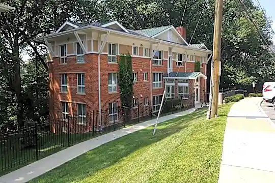 Tanglewood Apartments Photo 1