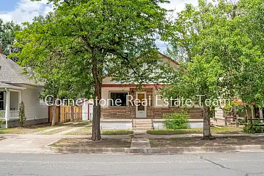 1520 N Corona St Photo 1