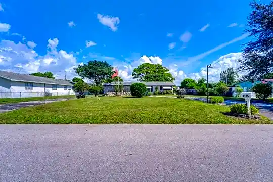 4375 Forest Ln Photo 1