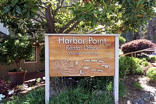 Harbor Point Photo 2