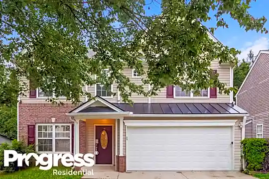 340 Meadows Ln Photo 1
