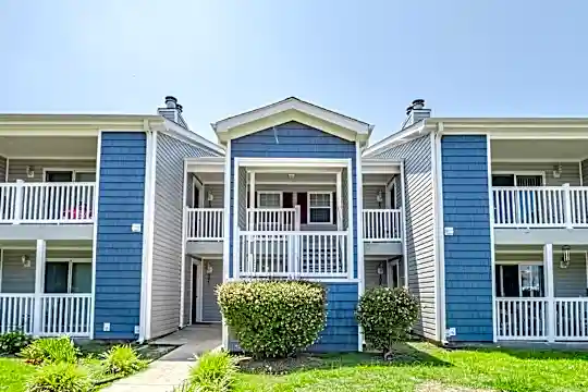 Blue Ridge Apartments Photo 1