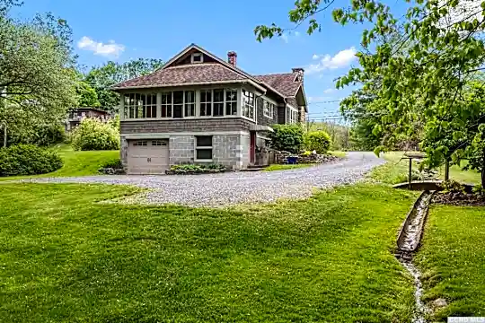 2951 NY-23 Photo 2