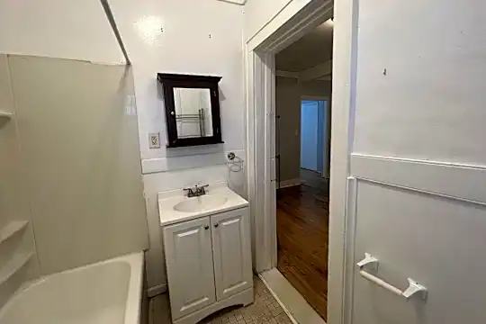 3513 Dearborn Ave Photo 2