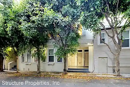 7 Leroy Pl Photo 2