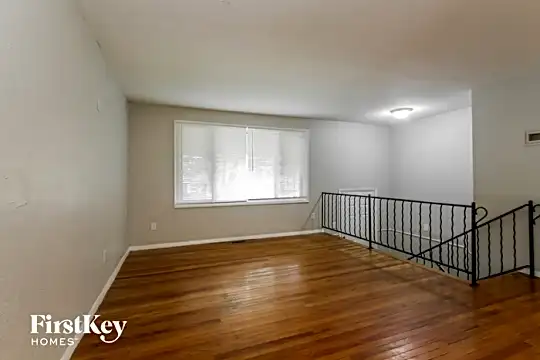 10342 Heather Hills Road Photo 2