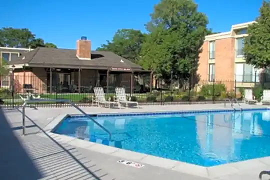 Colony Apartment Homes Photo 1
