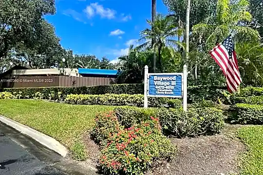 4541 Carambola Cir S #27266 Photo 1