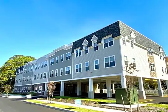 Baypointe at Keyport Apartments Brand New Construction! Leasing Now! Photo 1