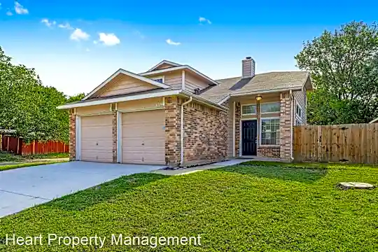 6738 Silver Sage Dr Photo 2