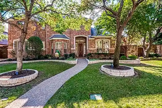 1419 Biltmore Ct Photo 1
