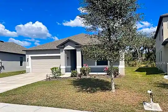 4514 Lindever Ln Photo 1