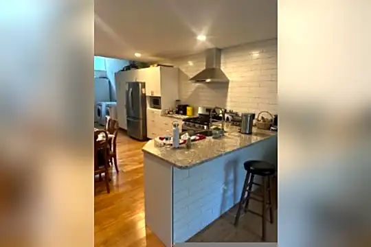 610 Branniff Dr Photo 2