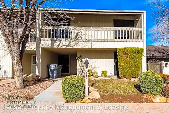 1027 West Bloomington Drive South Photo 2
