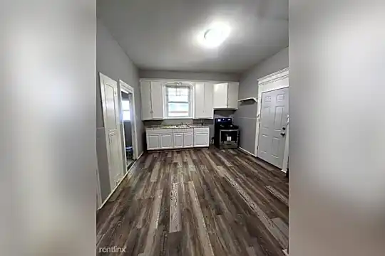 58 Hillside Ave Photo 1