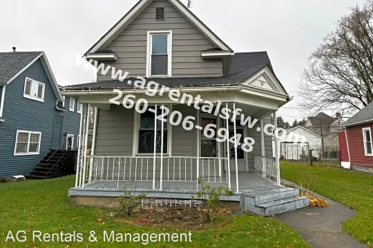 2121 Parnell Ave Photo 1