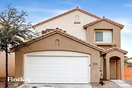 5485 Ovando Way Photo 1