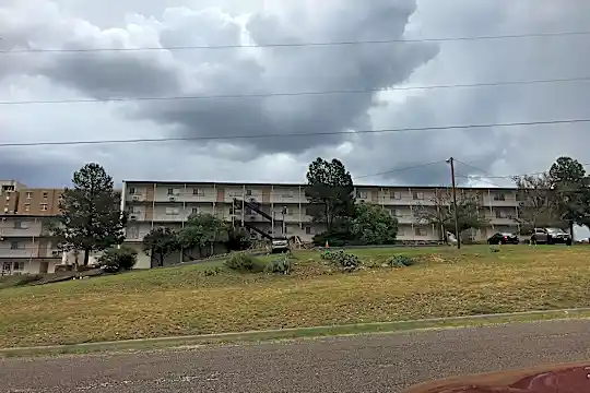 Alpine Heights Apartments Photo 1