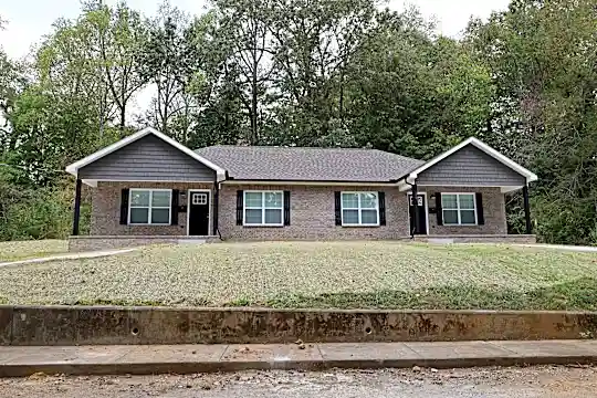 159 Wade Ln Photo 2