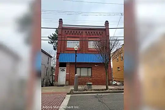 457 Carothers Ave Photo 1