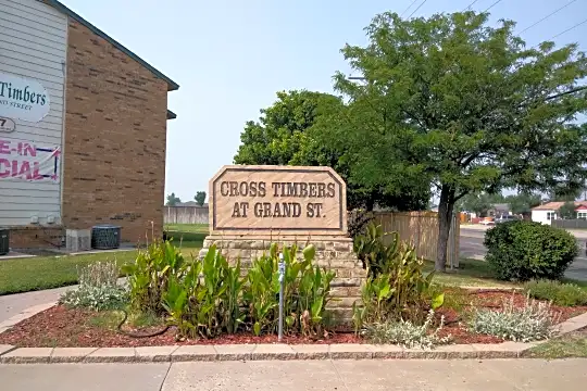 Cross Timbers at Grand Photo 2