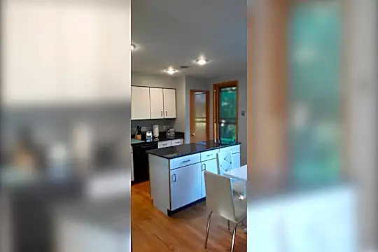 301 Sunny View Ln Photo 1