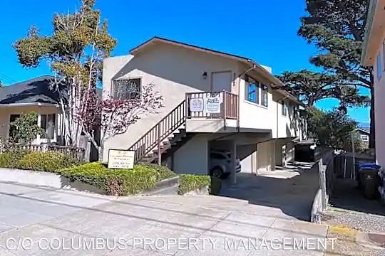 317 Clay St Photo 1