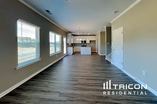 65 Taylor Walk Photo 2