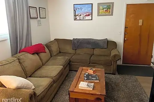 330 Draper Ave Photo 1