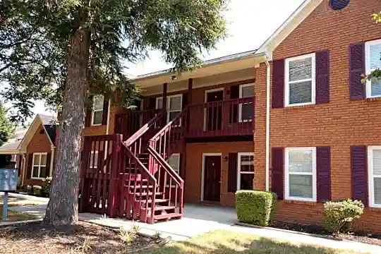 2422 Windover Pl SW Photo 2