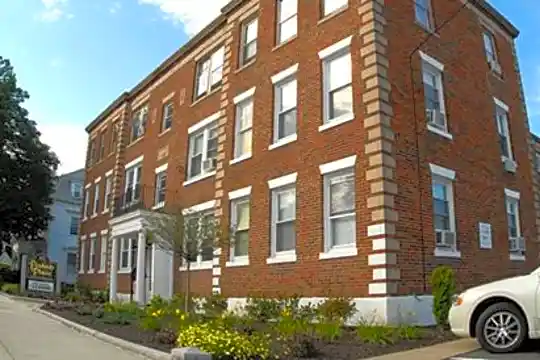 Peabody Place Photo 1