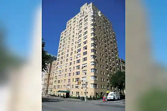 295 Central Park West Photo 2