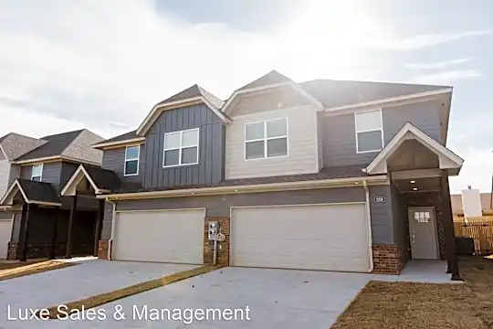 2156 Camino Del Plaza Ln Photo 1