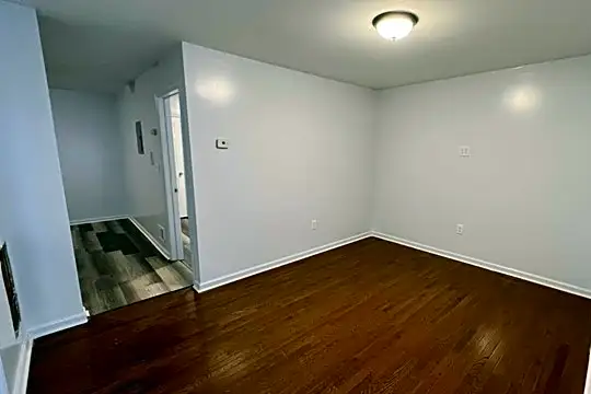 477 Ellison St Photo 2