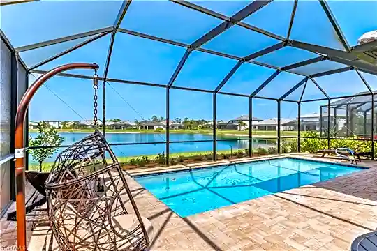 4732 Imperial Eagle Dr Photo 2