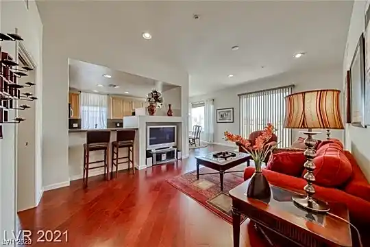 15 E Agate Ave #508 Photo 2