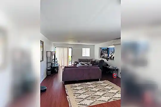 3415 Harding Ave Photo 2