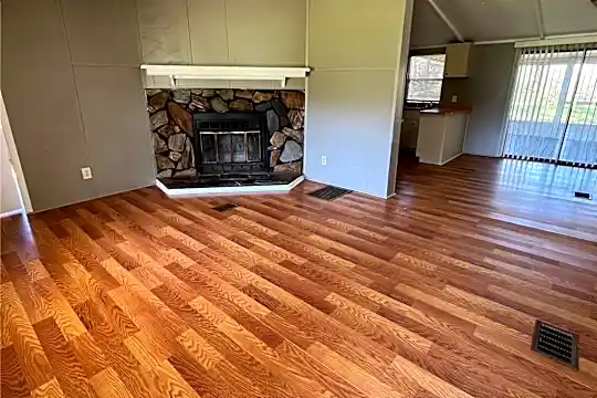 4234 Cheri Dr Photo 2