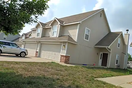 Grand Addition Townhomes Photo 1