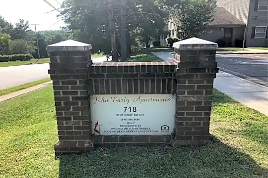 John Early Apartments Photo 2