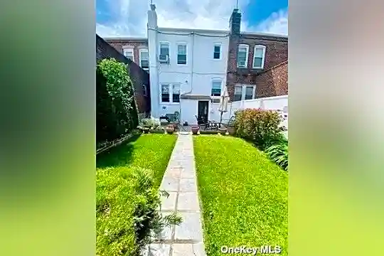 45-29 215th St Photo 2