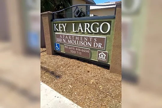 Key Largo Apartments Photo 2