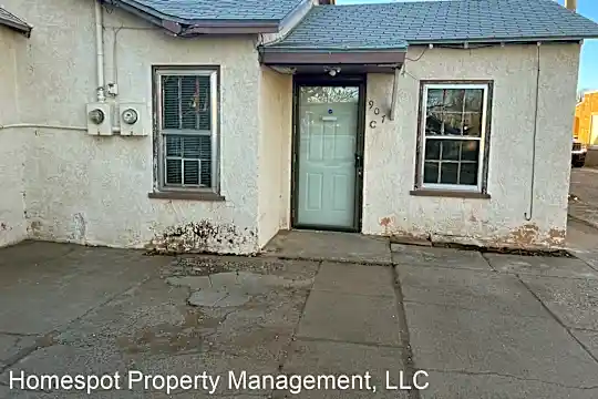 907 Gidding St Photo 1