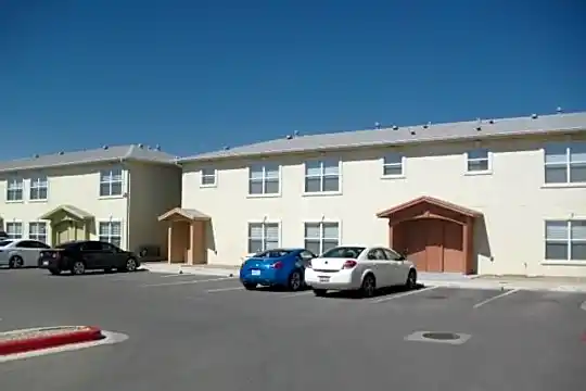 10021 Railroad Dr #402 Photo 1